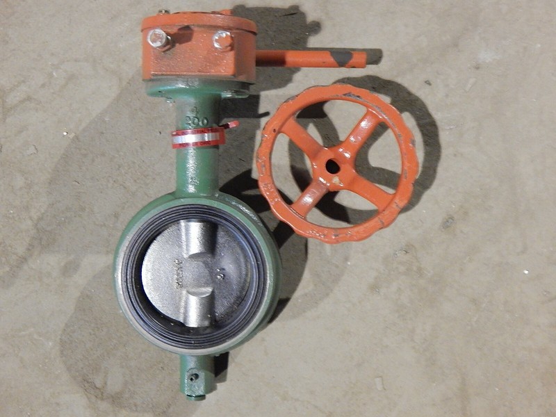 Universal Industrial 4" Butterfly Valve 55-ANI3-5 *FREE SHIPPING*