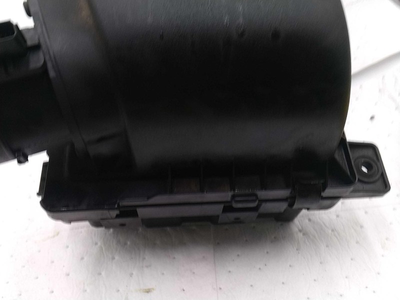 2014 RAM DODGE 1500 PICKUP Air Cleaner Assembly OEM 68232657AC 68232658AA