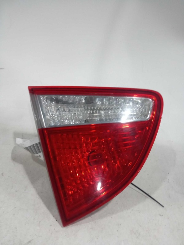 2007 Hyundai Veracruz Left Tail Light Assembly Grey OEM 522907 Used 184K