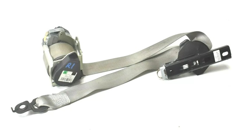 06-13 Mercedes W251 R350 ML350 Front Right Passenger Side Seat Belt Seatbelt OEM
