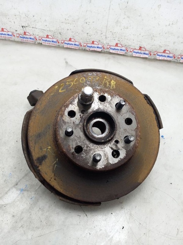 91 92 93 94 95 TOYOTA MR2 REAR PASSENGER RIGHT KNUCKLE
