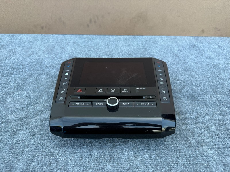 INFINITI QX50 QX55 2019-2025 OEM RADIO STEREO AC CLIMATE CONTROL SWITCH PANEL