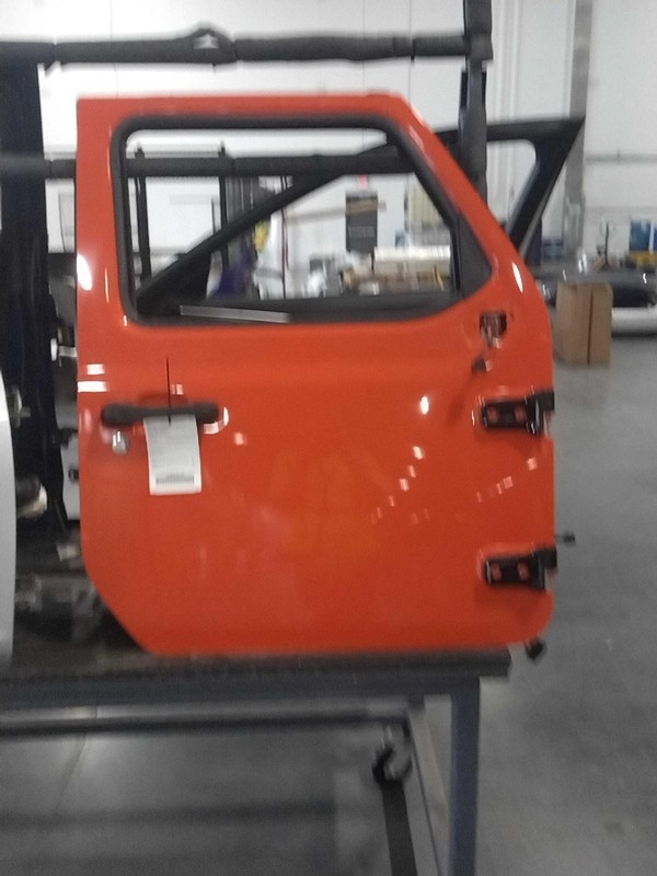 2018 Jeep Wrangler Front Right Door Orange Used OEM 678794 92000 Miles