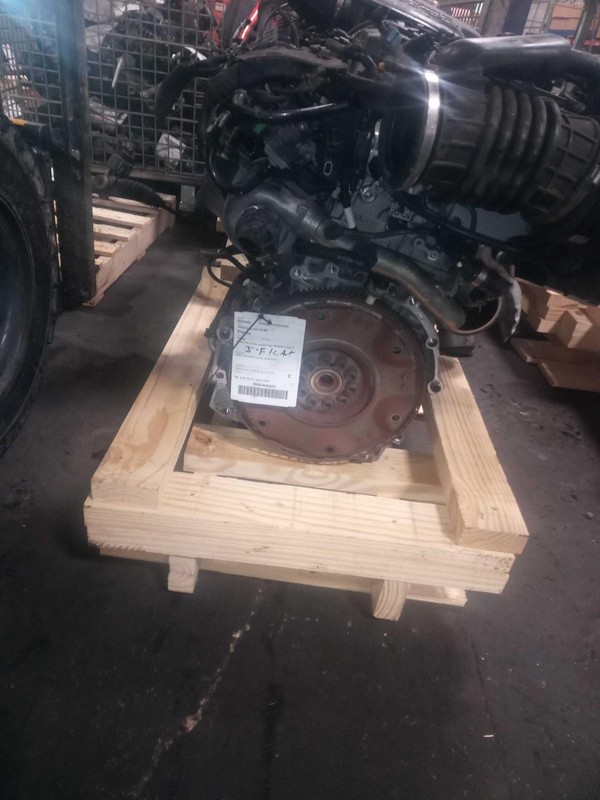 2016 VOLVO XC90 2.0L 4WD Engine Complete Assembly OEM 104K Miles Black