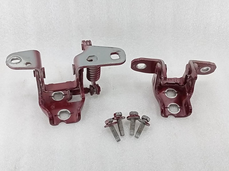 2011-2018 Dodge 1500 Right Rear Side Upper and Lower Hinge Set 68058522AA