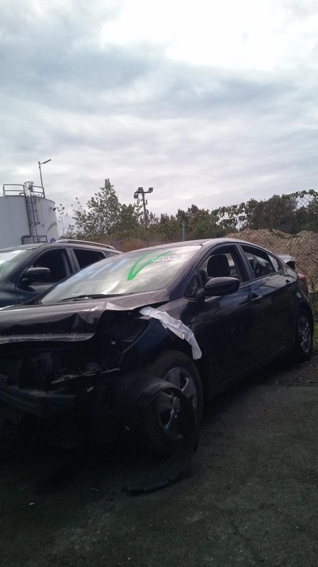 Used Left Tail Light Assembly fits: 2015 Kia Forte incandescent Sdn quarter pane