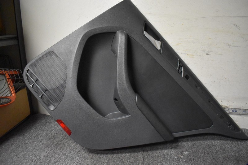 2010-2015 VOLKSWAGEN JETTA INTERIOR DOOR RIGHT SIDE FACTORY OEM