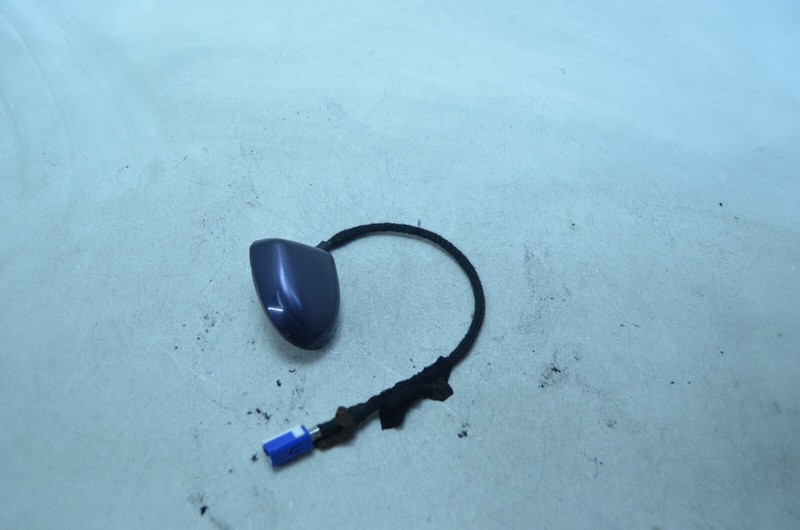03-09 MERCEDES-BENZ W211 E320 REAR TRUNK GPS ANTENNA OEM