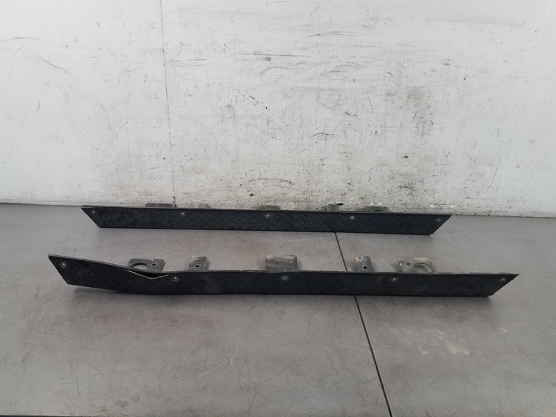2005 Jeep Wrangler TJ Rubicon 4x4 Rocker Guards - * #7806 L4