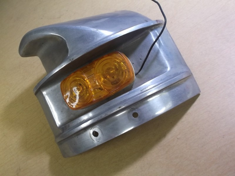 Curbside 24002400 Vintage Light Housing w/ Amber Light *FREE SHIPPING*