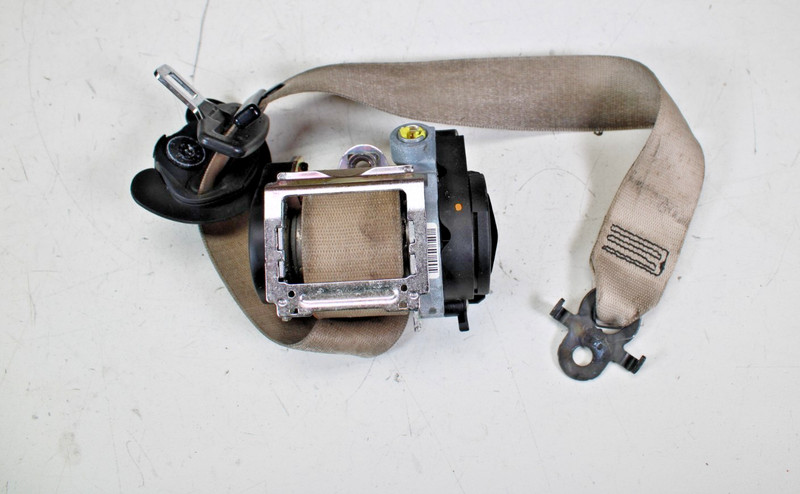 BMW 528I F10 Front LeftSeatbelt RETRACTOR BEIGE 2011 -2016 OEM 618120900