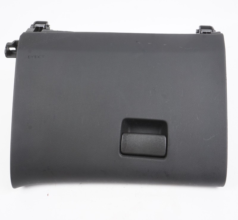 2016 - 2019 Buick Cascada Glove Box Assembly Compartment OEM