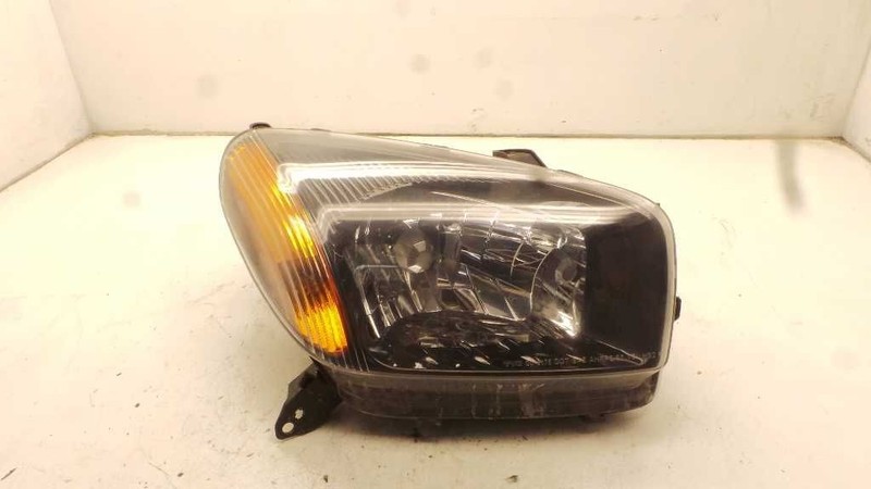 2003 TOYOTA RAV 4 PASSENGER SIDE FRONT RIGHT HEADLIGHT ASSEMBLY
