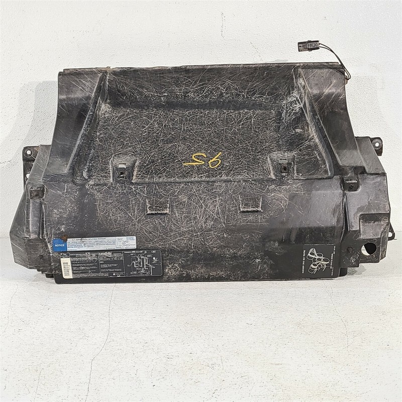 90-91 Corvette C4 Radiator Core Support Houisng Upper LowerAa7113
