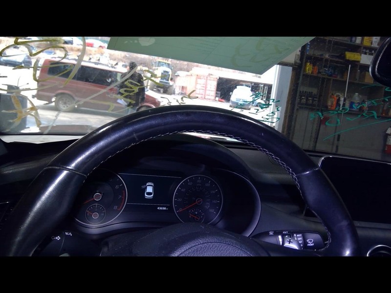 2018-2019 STINGER Steering Wheel 1550161