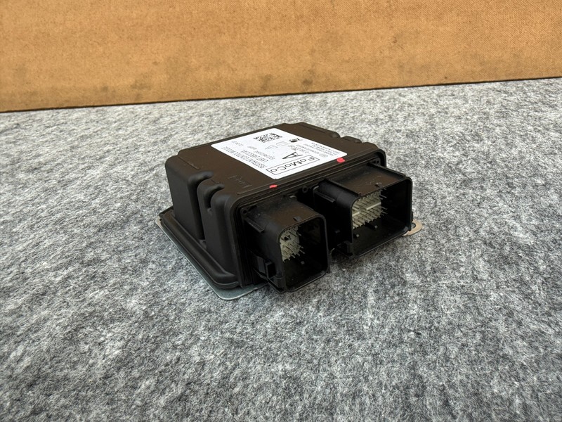 FORD MUSTANG MACH-E 21-26 OEM UNDER CONSOLE CONTROL MODULE UNIT ASSEMBLY