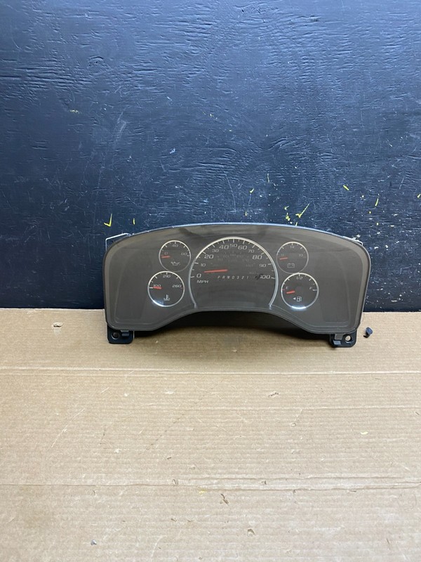 2008 to 2010 Chevrolet Express Speedometer Cluster Gauge W0276 DG