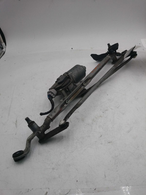 2019 Mitsubishi Outlander Wiper Motor OEM 8250B085 109K Miles White
