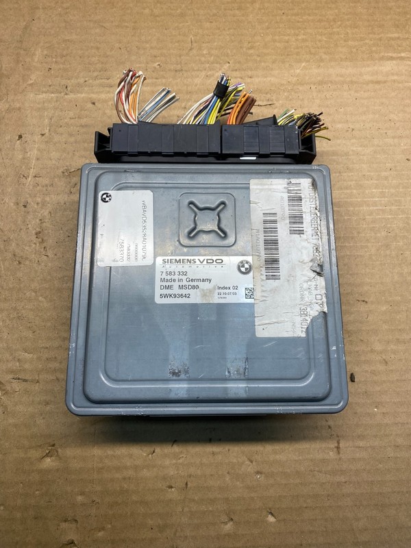 2007 to 2010 BMW N54 335i 135i Engine ECU ECM Computer Module 7583370 AD9817 DG