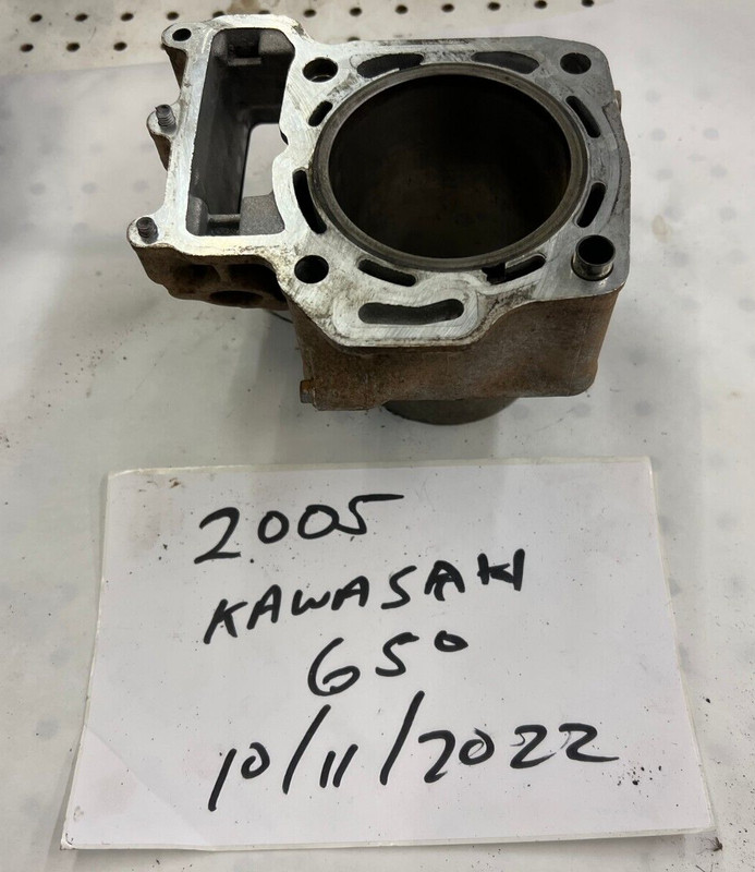 Kawasaki ATV Prairie 650 Front Cylinder & Piston 11005-0599 PERFECT BORE!