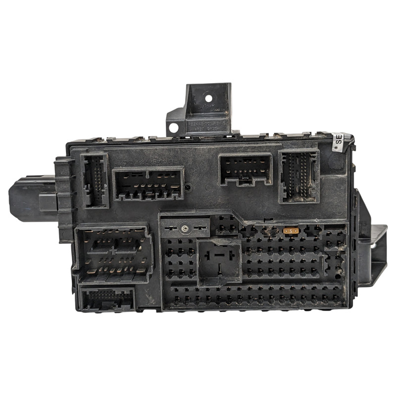 2011-2013 Ford Expedition Navigator Fuse Box Relay Junction Block BL1T-15604-AA