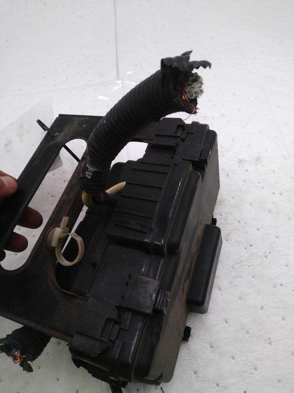 Used Engine Control Module (ECM) fits: 2003 Honda Element Electronic Control Mod