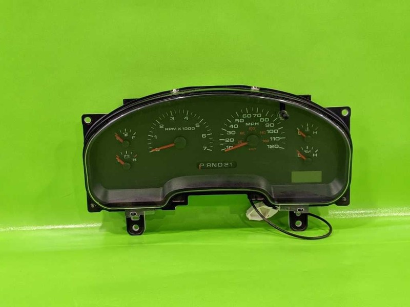 04 05 F150 SPEEDOMETER CLUSTER 281K MILES OEM 4001-1