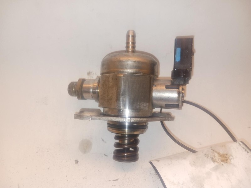 18-'19 VOLKSWAGEN BEETLE Fuel Injection Pump 2.0L OEM 1 Year Warranty!
