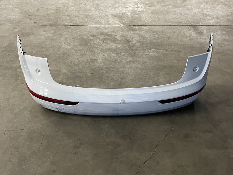 2018 2019 2020 Audi Q5 Rear Complete Bumper Cover Panel White 1549 OEM