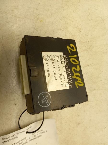 2001 LEXUS LS430 CHASSIS ECM ANTI THEFT / LOCKING CONTROL MODULE ASSEMBLY