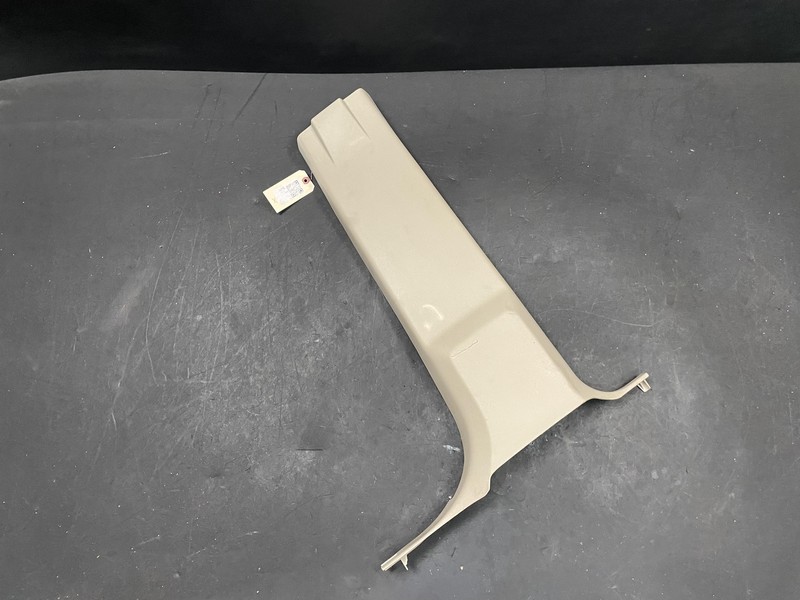 Center Right B Pillar Lower Trim Panel 2018 Dodge RAM 1500 1DX56HL1AB 13 - 20 X