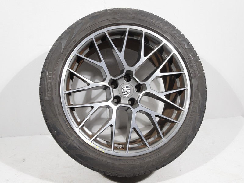 2015-2018 Porsche Macan Rear 20" Alloy Rim Tire Wheel Spyder 10"x20" ET19 OEM