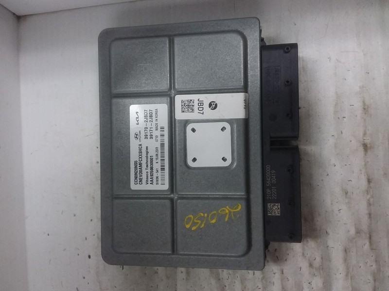 Engine ECM Electronic Control Module 2.0L US Built Fits 23 ELANTRA 39171-2JBD7
