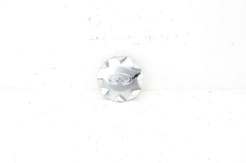 2006-2010 Infiniti M45 Center Cap