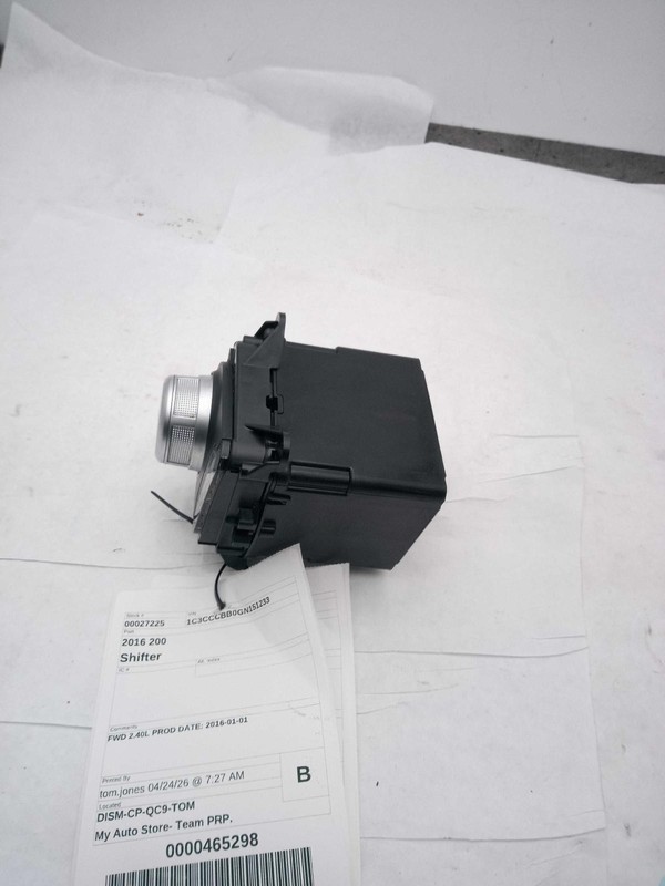2016 Chrysler 200 Automatic Transmission Shift Lever Assembly FWD 2.4L 75K MI