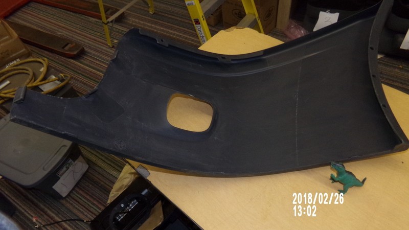 Freightliner Bumper PC Cover Cap 21-27300 RH Right *FREE SHIPPING*