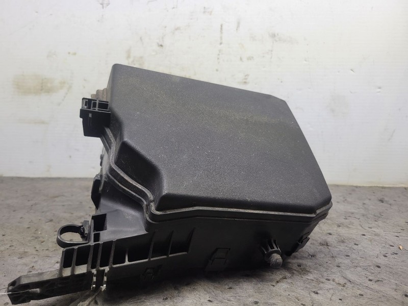 Fuse Box Engine Sedan Fits 14-19 COROLLA 1595880