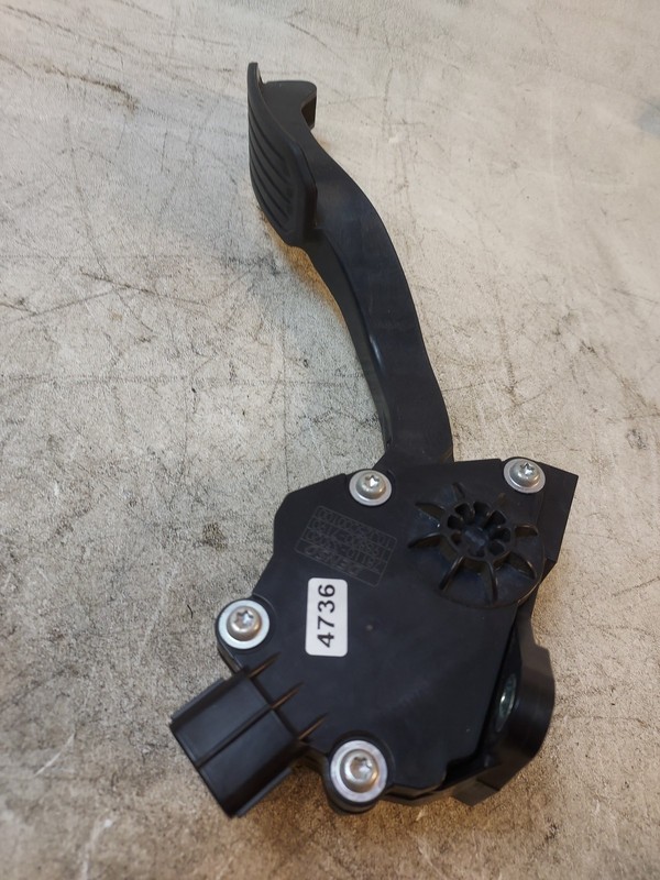 2007-2011 Toyota Highlander Gas Accelerator Pedal Assembly 78110-33020 OEM