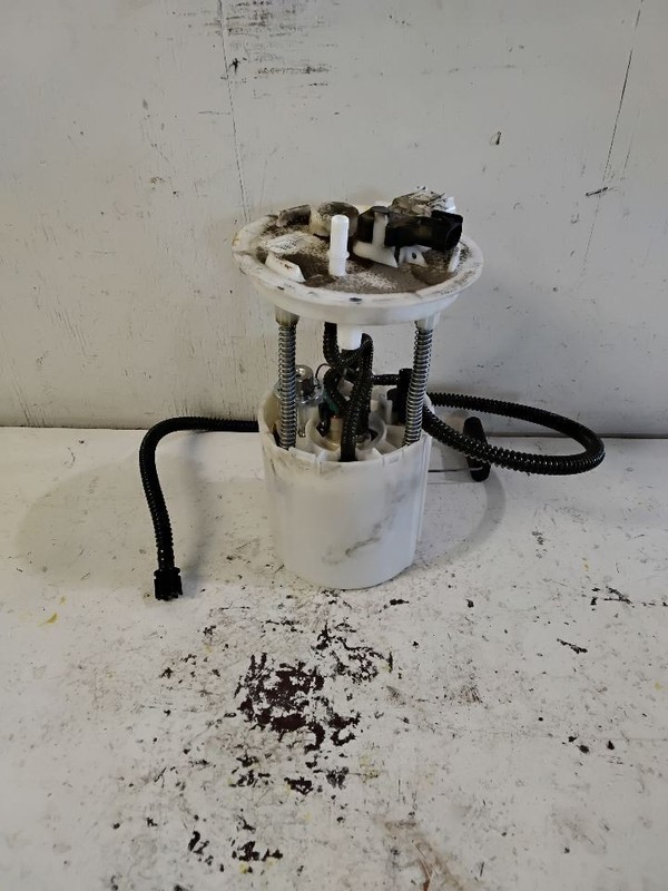 Fuel Pump Assembly In Tank 3.6L AWD Fits 13-19 XTS 3539002