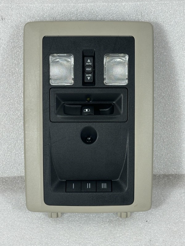 2009-2012 DODGE RAM 1500 2500 OVERHEAD HOMELINK DOME READING LIGHT OEM 731054
