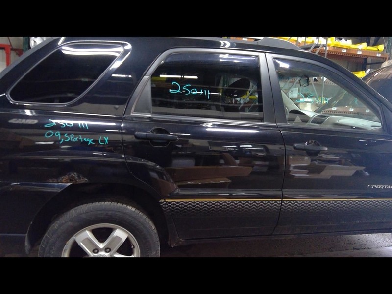 Passenger Rear Side Door Electric Without Cladding Fits 05-10 SPORTAGE 1560715