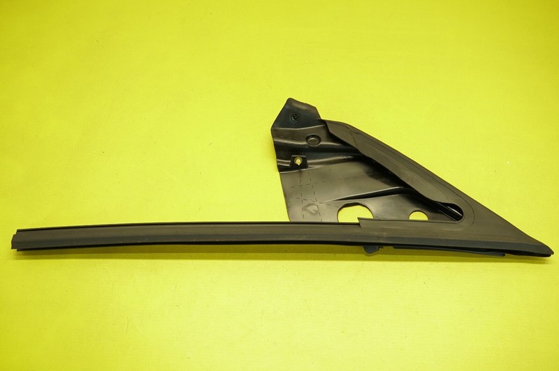 π
2020-2023 TESLA Y OEM.GLASS RUN SEAL - FRONT DOOR - DRIVER SIDE 1500066-00-B
