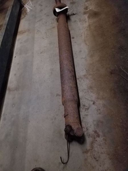 Rear Drive Shaft 4WD Fits 00-05 TAHOE 138123