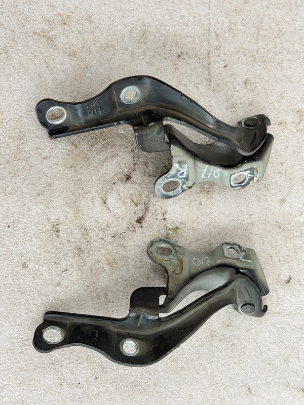 2013-2016 Hyundai Genesis Coupe Hood Hinges OEM LH, RH Pair 2.0L