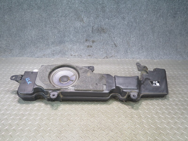 2003-2007 LEXUS UZJ100L LX470 REAR SPEAKER SUBWOOFER MARK LEVINSON 86150-0W010