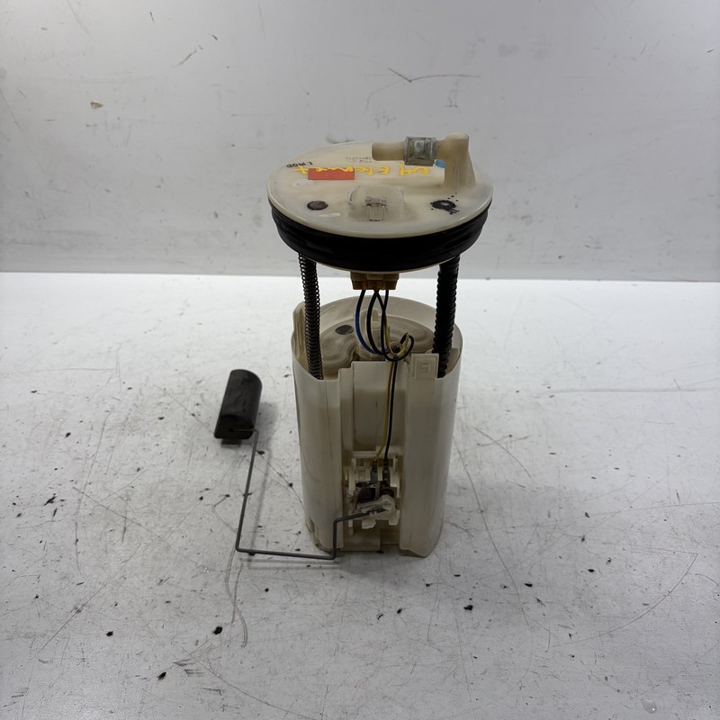 03-05 Honda Element Fuel Pump Assembly 17045-SCV-A00 OEM