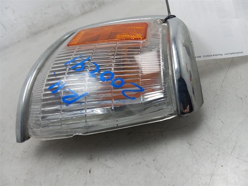 89-91 TOYOTA PICKUP PASSENGER SIDE TURN SIGNAL