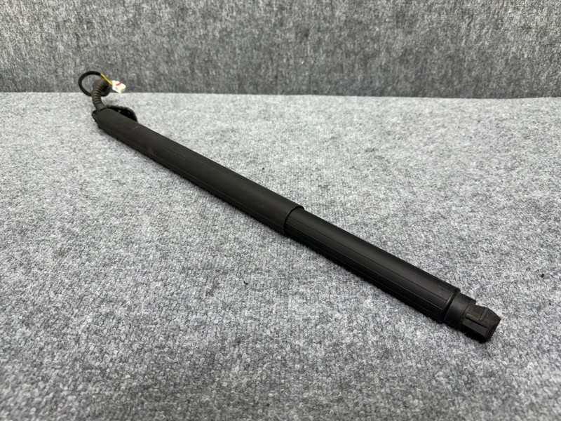 GENESIS GV70 22-26 OEM RIGHT RH TRUNK LIFTGATE TAILGATE ELECTRIC SHOCK STRUT