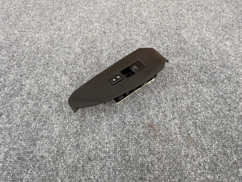 NISSAN 370Z 2009-2021 OEM RIGHT PASSENGER DOOR WINDOW CONTROL SWITCH