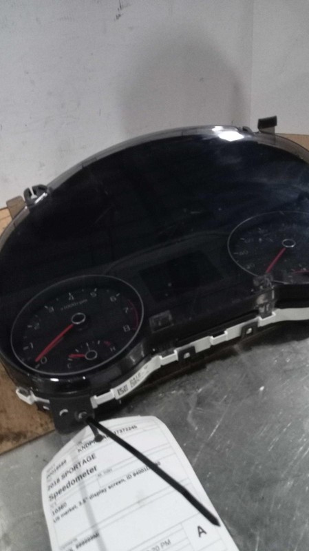 2018 KIA SPORTAGE Speedometer Gauge OEM White 94001D9180 98K Miles